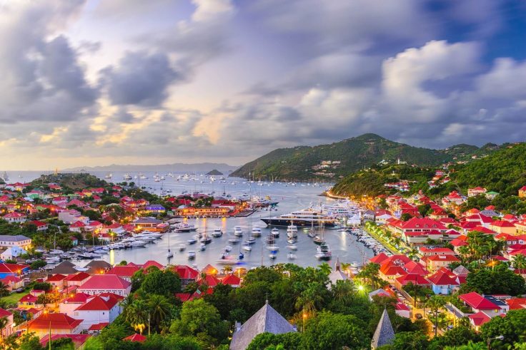 Türkiye'den Saint Barthelemy Uçakla Kaç Saat?